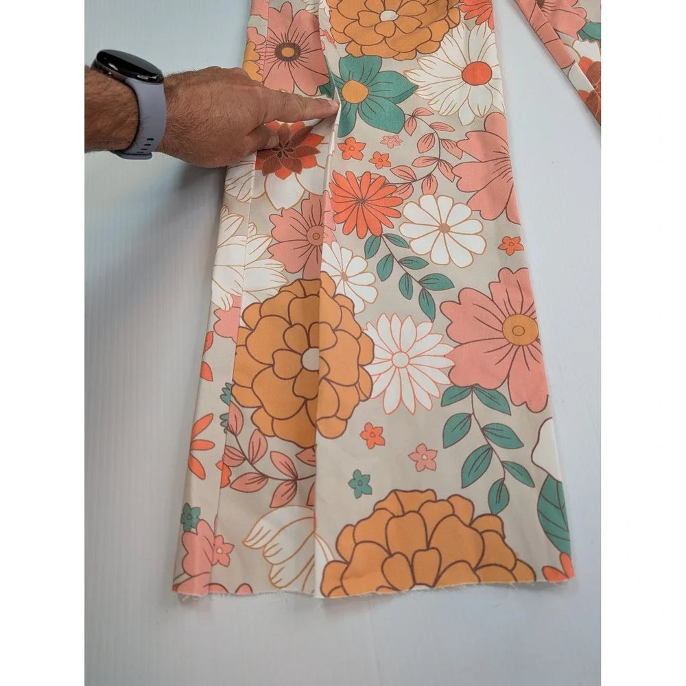 Women’s Retro 70’s Wide Leg Floral Pants - Picture 4 of 10